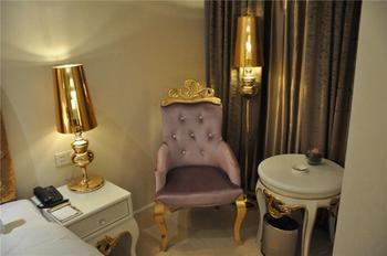 Chongqing Alexander Hotel Bagian luar foto
