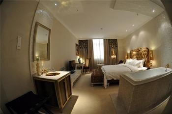 Chongqing Alexander Hotel Bagian luar foto