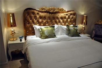 Chongqing Alexander Hotel Bagian luar foto